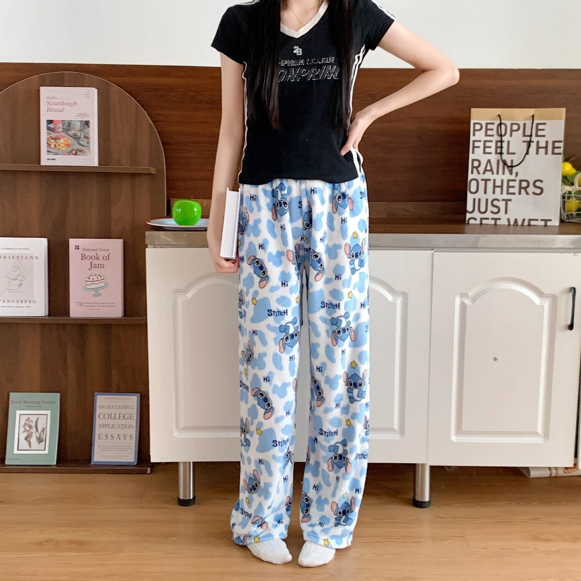 Cartoon Stitch Flannel Pajamas - Winter Clothing Deals recension och pris